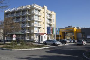 Пет бона заплата за шеф на Онкото
