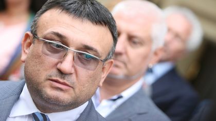 Маринов: Трима молдовци са задържани за взривения банкомат в Стара Загора