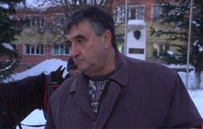 Двама мъже натовариха 1300 хляба на каруца и ги закараха на съселяните си