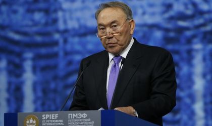 Его до небето: Ще преименуват Астана на... Назарбаев