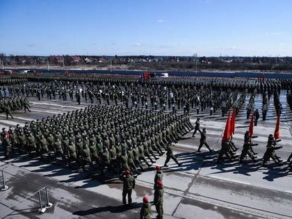 Грандиозно: Над 40 хиляди руски военни ще участват в парадите на 9 май по случай Победата