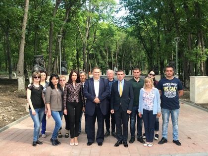 Европейски избори 2019: Емил Радев в Девня: Европейското финансиране дава нов облик на училища и детски градини