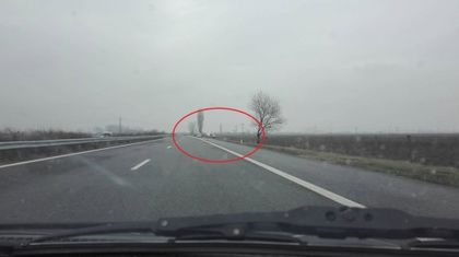 Мистериозна катастрофа стресна пътуващите по АМ 