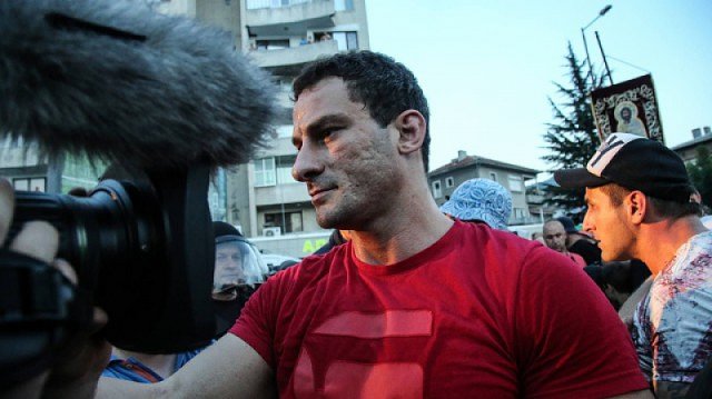 Перата прави нов опит да излезе на свобода