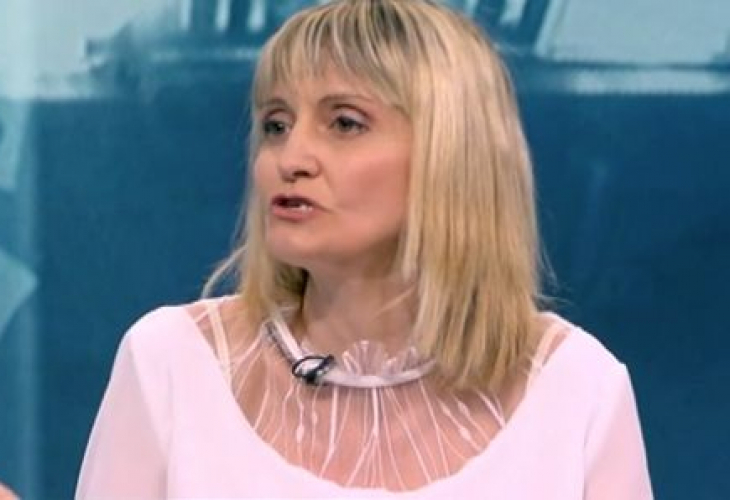 След оправдателната присъда: Майката на прегазения от кмета на Трън Ивчо се задейства и...