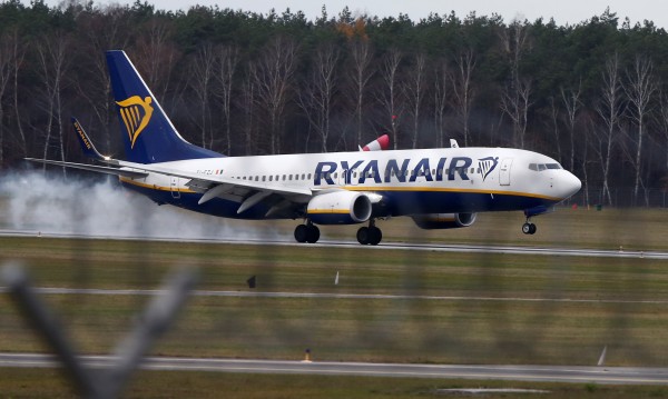 Англичани оценяват Ryanair като най-лошата авиокомпания