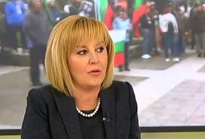 Манолова: Липсва реална конкуренция, която естествено да намалява цените на горивата