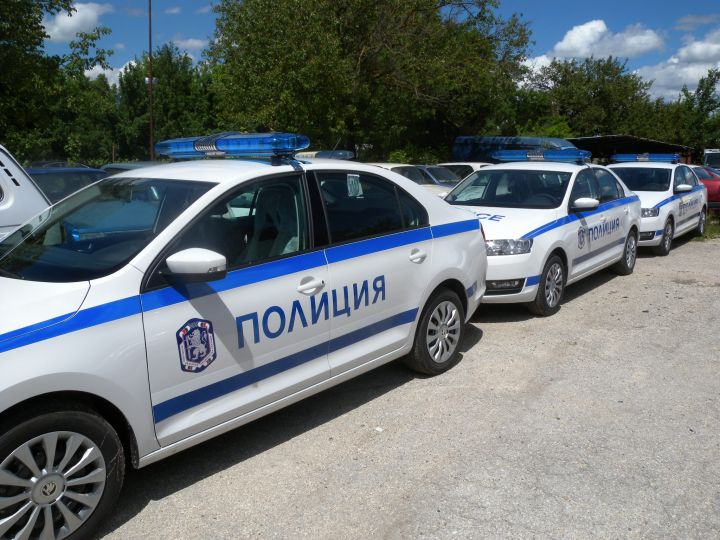 Четири нови патрулни коли за полицията в Разград