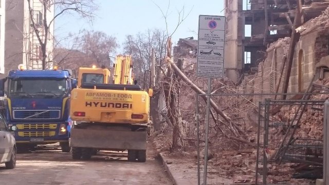 До 5 г. затвор за събарянето на тютюневия склад