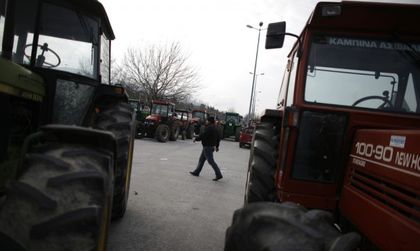 С трактори излязоха на протест в Гърция