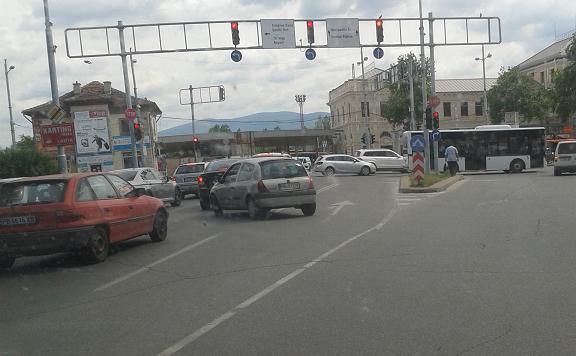 Движението по диагонал - любимо пред Гарата
