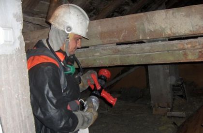 Пожар в центъра на Пловдив, мъж е пострадал