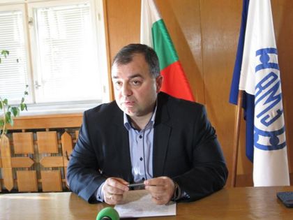 „ВМЗ” ЕАД готово да подпомага обучението на кадри за оръжейната промишленост