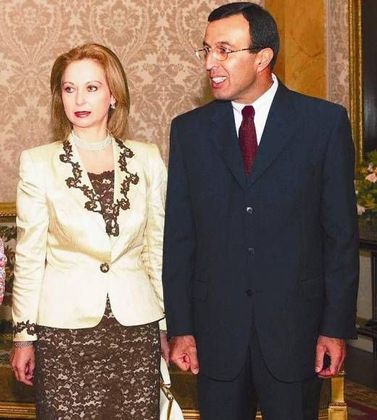 Антонина Стоянова e неузнаваема! За кого опъна бръчки бившата първа дама?