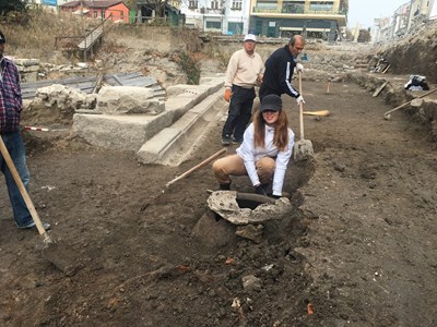 Още богатства излизат при разкопките на площада в Пловдив
