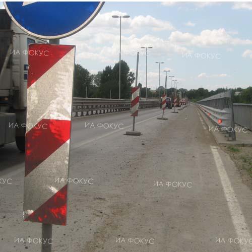 Габрово: Движението в участък от пътя между Севлиево и село Драгановци се осъществява с повишено внимание поради извършване на строително монтажни работи