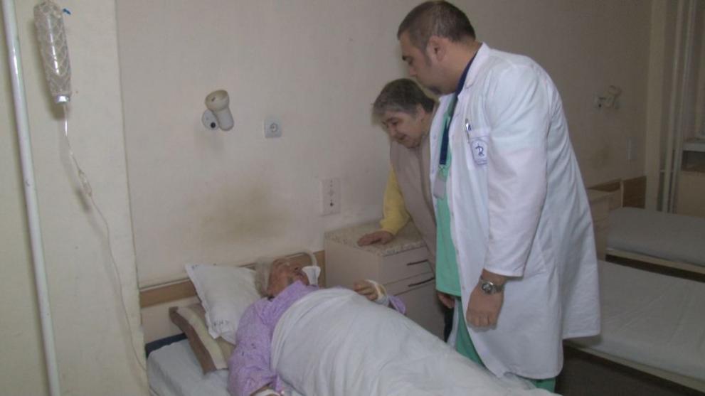 Задържан е мъжът, пребил 83-годишната жена от Гурково