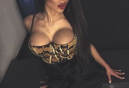 Наша плеймейтка взриви с гореща полугола СНИМКА (18+) и се похвали