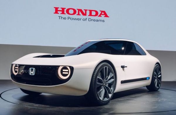 Honda готви революция при батериите за електромобили Японската компания разработва нов тип акумулаторите с помощта на NASA
