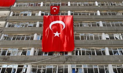Руският посланик в Турция е тежко ранен при нападение