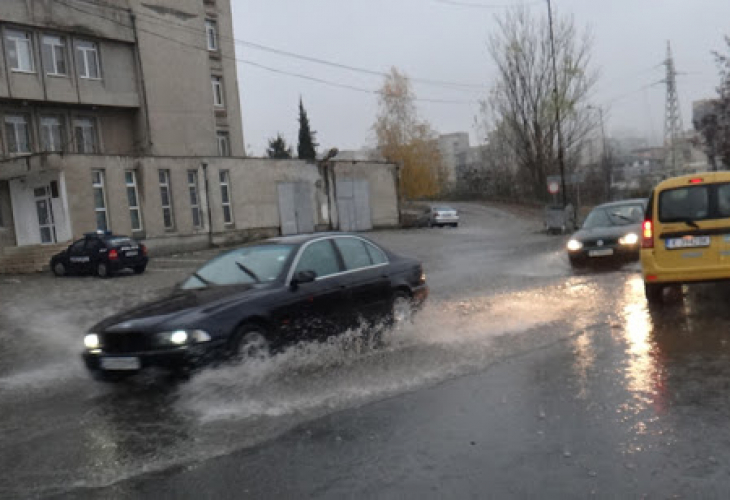 Страхотен порой, Кърджали е под вода (СНИМКИ)