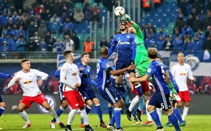 РБ Лайпциг би и Шалке, отново дръпна на Байерн