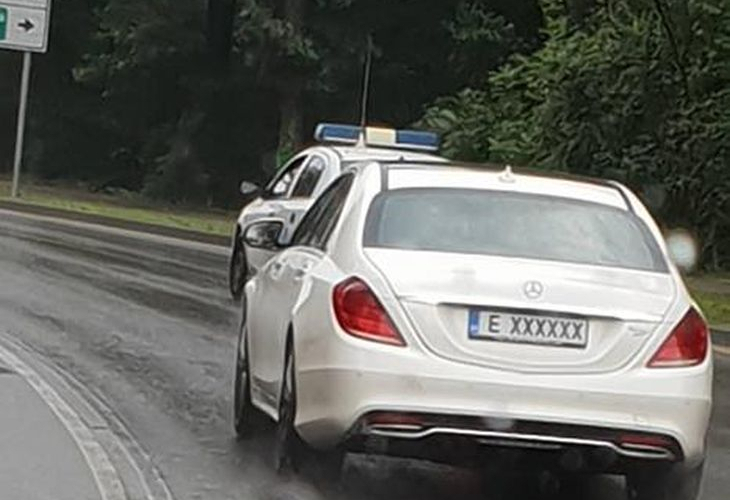 Фото бомбата е разкрита! Ето кой е собственикът на тузарския 