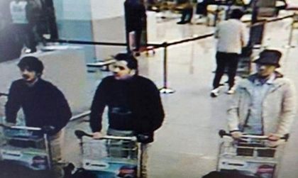 Единият от братята Бакрауи се взривил на летището