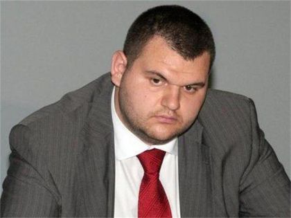 Делян Пеевски: Излизам от акционерната собственост на „Булгартабак“