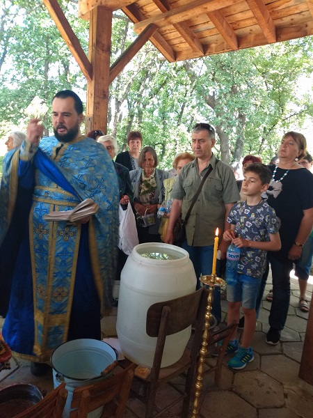 Кърджали: Църквата „Св. Спас“ в село Резбарци отбелязва своя храмови празник