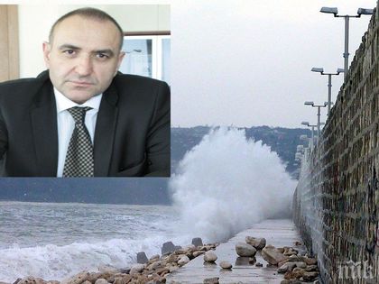 СКАНДАЛ! Шеф се изрепчи в ефира за удавените деца! Разбитият вълнолом не бил виновен, а родителите