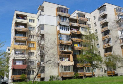 Свършва ли животът на панелните блокове и колко опасни са вече те