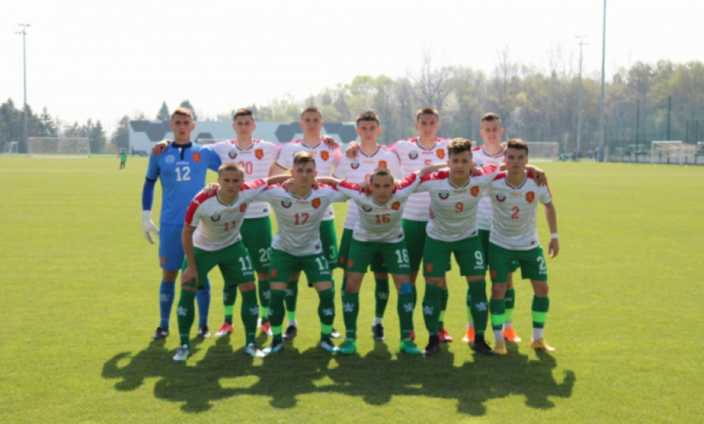 Юношески национал на България игра за първия отбор на Шефилд Уензди