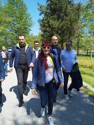 Цветан Цветанов, ГЕРБ: 28-те фиданки, които ще посадим по време на 11-та инициатива „Да пуснем корени в България”, символизират всяка една от страните в ЕС