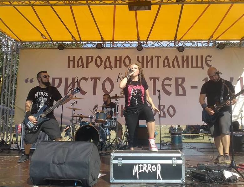 ГАВРА! МВР забрани рок фестивала в Секулово, щял да дразни ромите. Сигналът подал кметът Хакъ Ибрям (СНИМКИ)