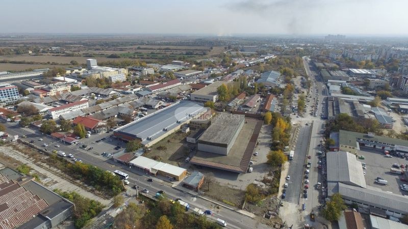600 души излизат на протест заради изпълнението на новия пловдивски булевард ВИДЕО