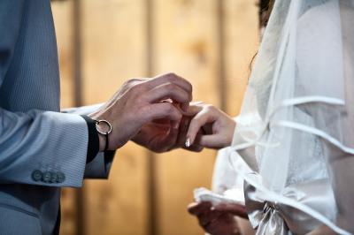 Младоженци се разведоха два часа след сватбата