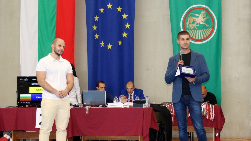 Европейски избори 2019: Николай Диков, кандидат за евродепутат от ГЕРБ: Успехите в спорта и в училището са формулата за развитие на всеки млад човек