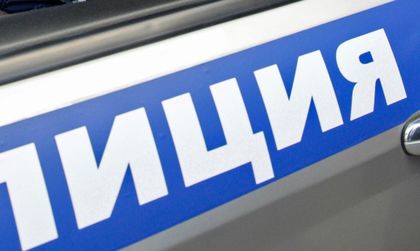 Мъж нахлу в радио в Москва, рани водещата с нож