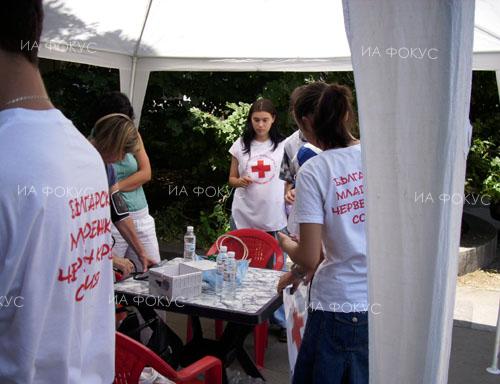 Пловдив: Традиционната фондонабирателна кампания на младежката организация на БЧК ще се осъществи в храмовете в областта по празниците Цветница и Великден