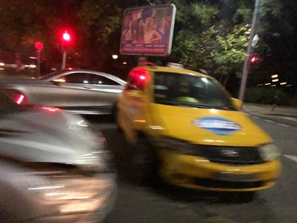 СНИМКА: Удариха се лошо пред Четвъртък пазара в Пловдив