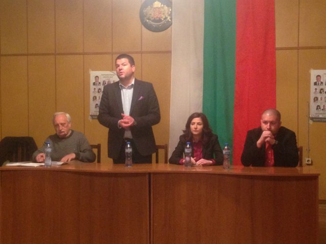 Владимир Маринов: Инвестициите няма да дойдат с голи приказки – трябват действия