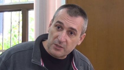 Започва делото срещу бившия полицай, обвинен в убийството на родителите си