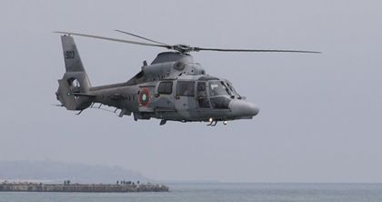 Военни вертолети провеждат тренировки над Варна