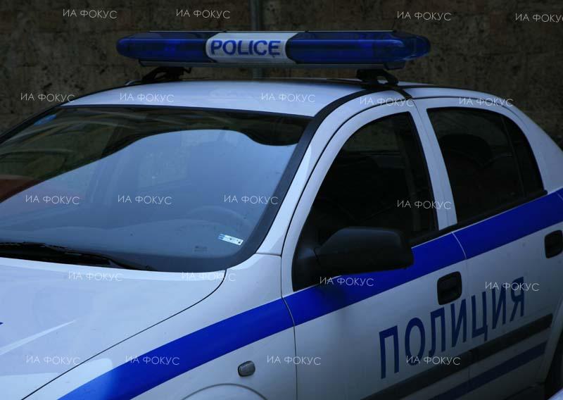 Благоевград: Полицейски патрул е разположен на главен път Е-79 на входа на град Кресна