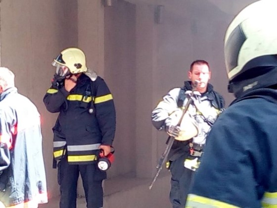 Пловдив: Пожар избухна в частна болница „Медлайн“