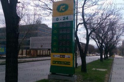 Новата бензиностанция в промишлената зона на Благоевград отваря до дни, шофьори се надяват на по-ниски цени