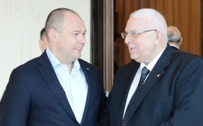 Цено Ценов остава начело на европейската борба