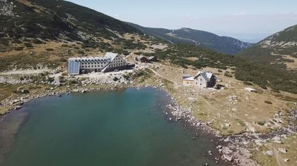 Община Самоков: Каменната хижа под връх Мусала е напълно незаконна