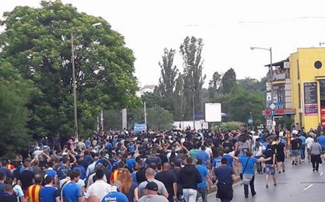 Феновете на Левски на протест - какво става около Герена?
